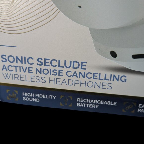 Brookstone Sonic Seclude Active Noise-Cancelling Wireless Headphones White New - Picture 6 of 6